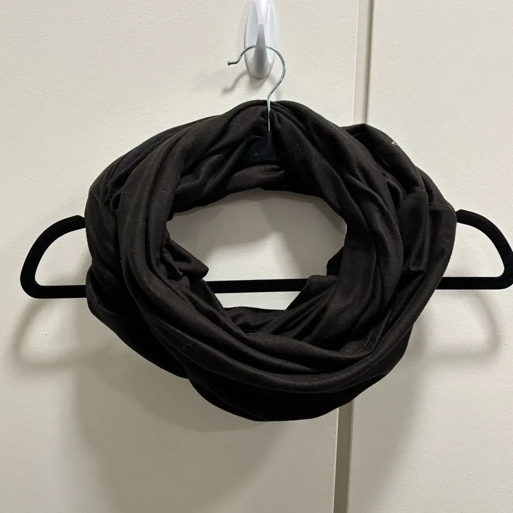 Beyond Yoga Black Infinity Scarf Hidden Pocket